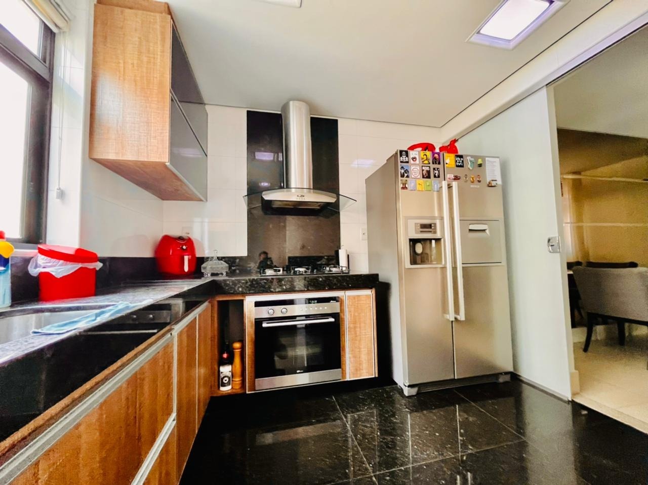 Apartamento à venda com 4 quartos, 300m² - Foto 3