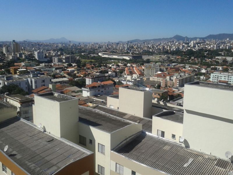 Apartamento à venda com 2 quartos, 65m² - Foto 1