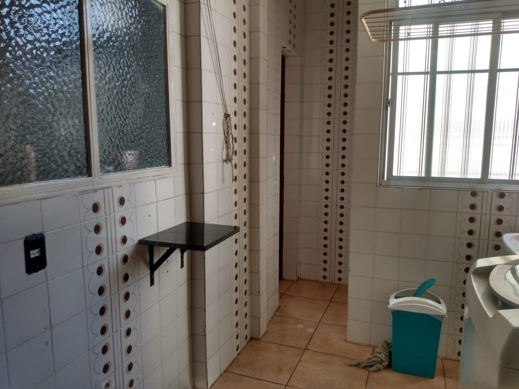 Apartamento à venda com 3 quartos, 85m² - Foto 7