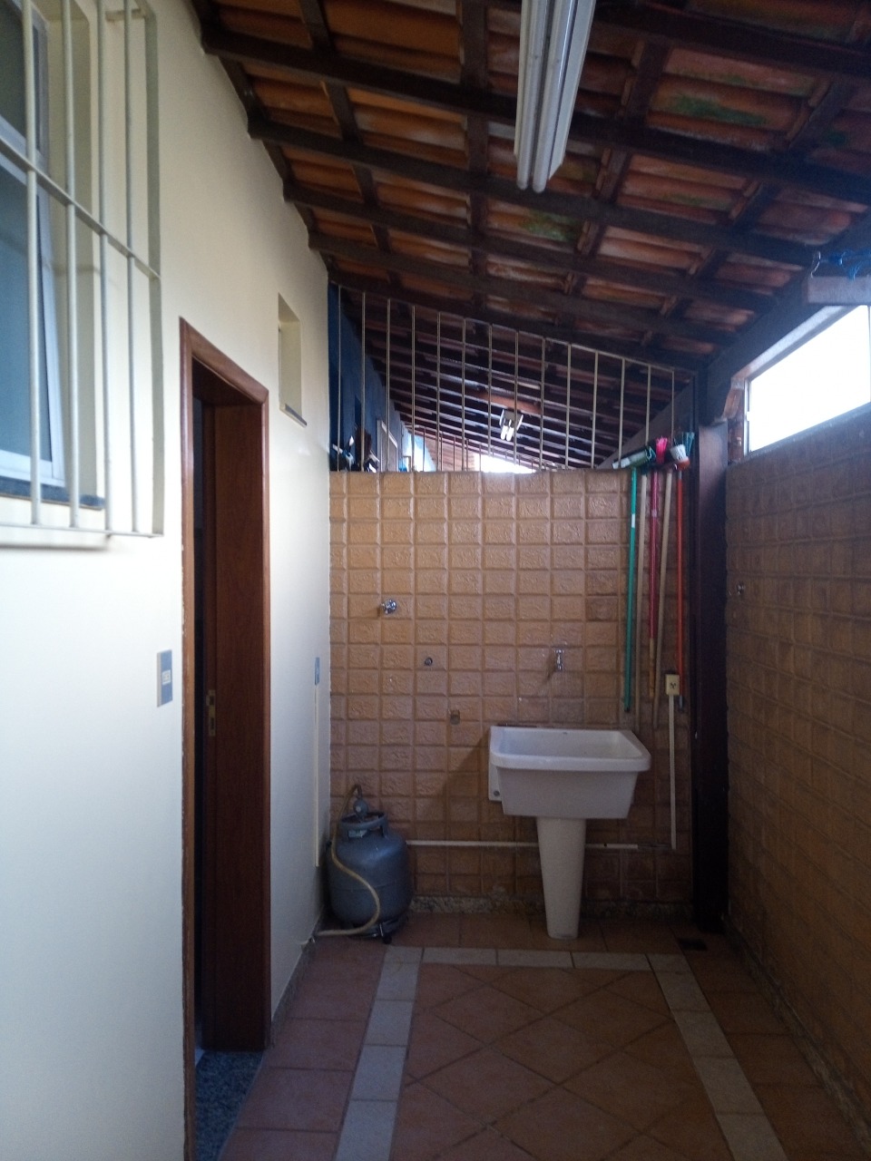 Apartamento à venda com 3 quartos, 40m² - Foto 5