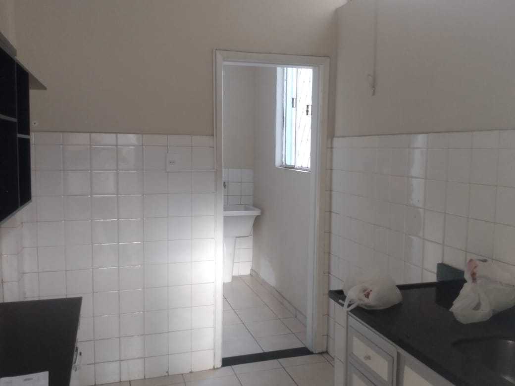 Apartamento à venda com 2 quartos, 70m² - Foto 12