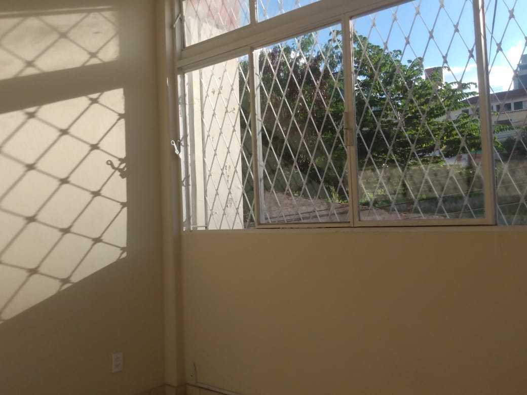 Apartamento à venda com 2 quartos, 70m² - Foto 10