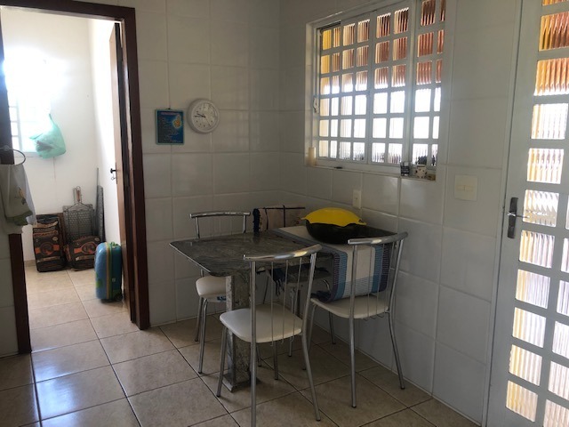 Chácara à venda com 3 quartos, 1500m² - Foto 14