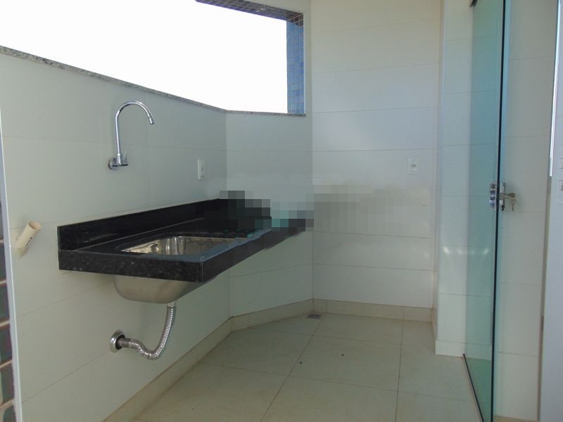 Apartamento à venda com 3 quartos, 94m² - Foto 3