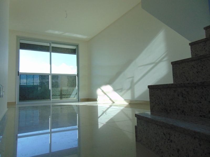 Apartamento à venda com 3 quartos, 94m² - Foto 9