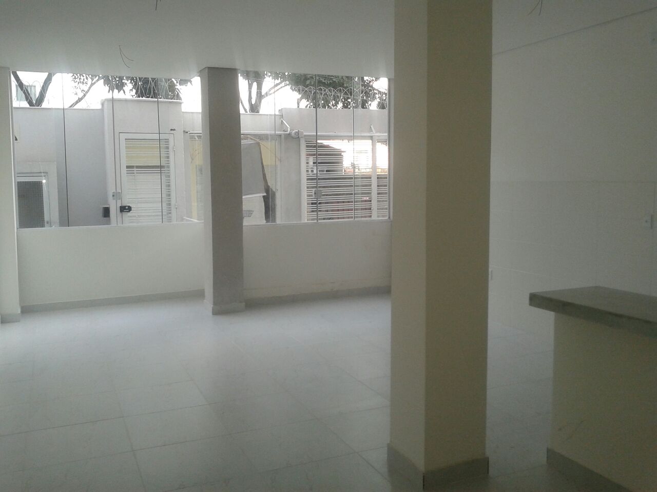 Apartamento à venda com 2 quartos, 60m² - Foto 3