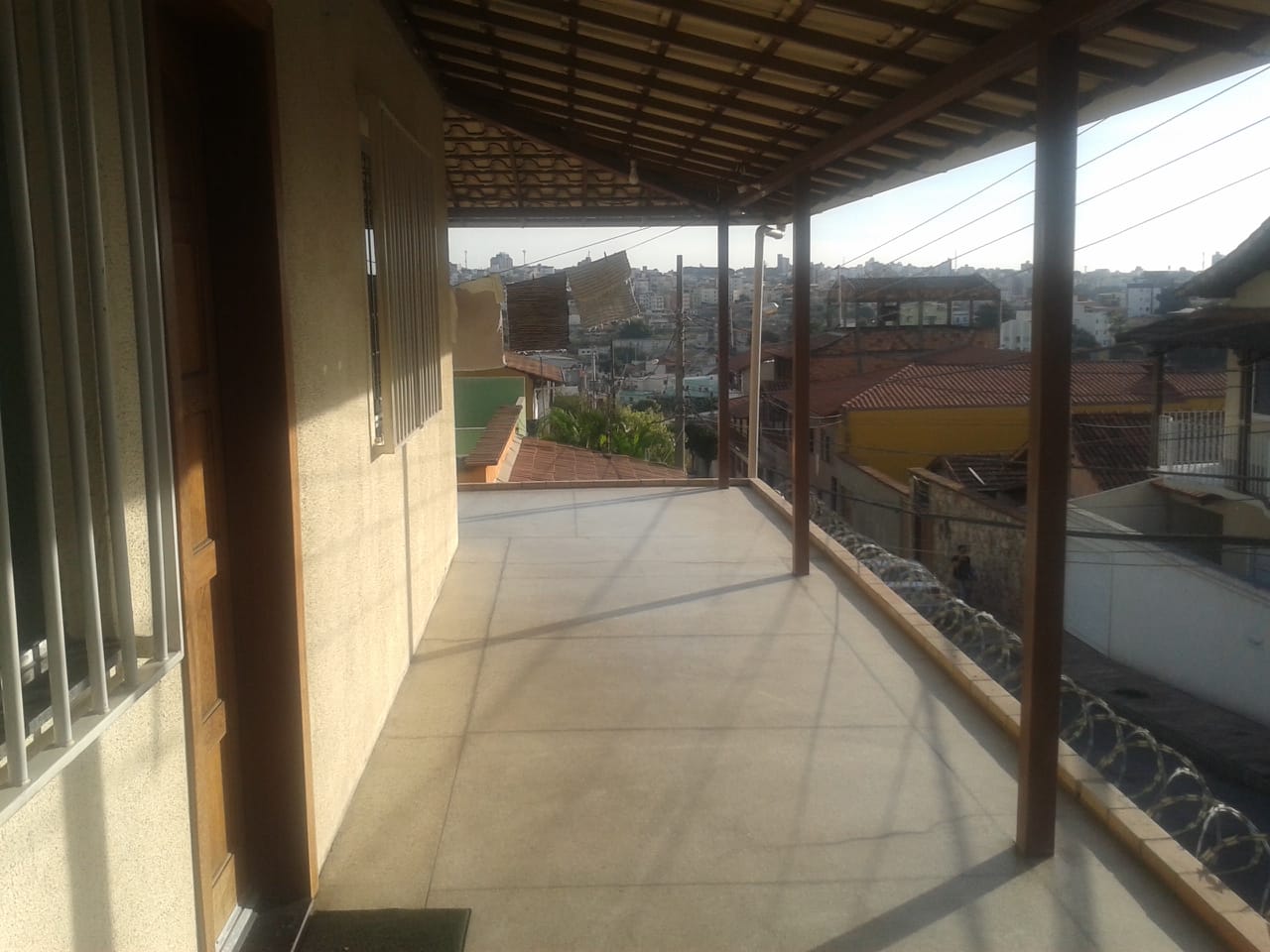 Casa à venda com 4 quartos, 200m² - Foto 10