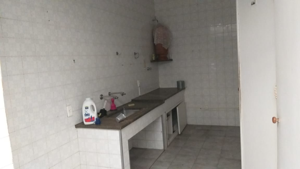 Casa à venda com 5 quartos, 280m² - Foto 13