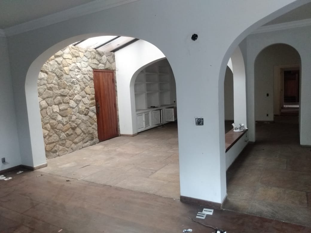 Casa à venda com 4 quartos, 360m² - Foto 8