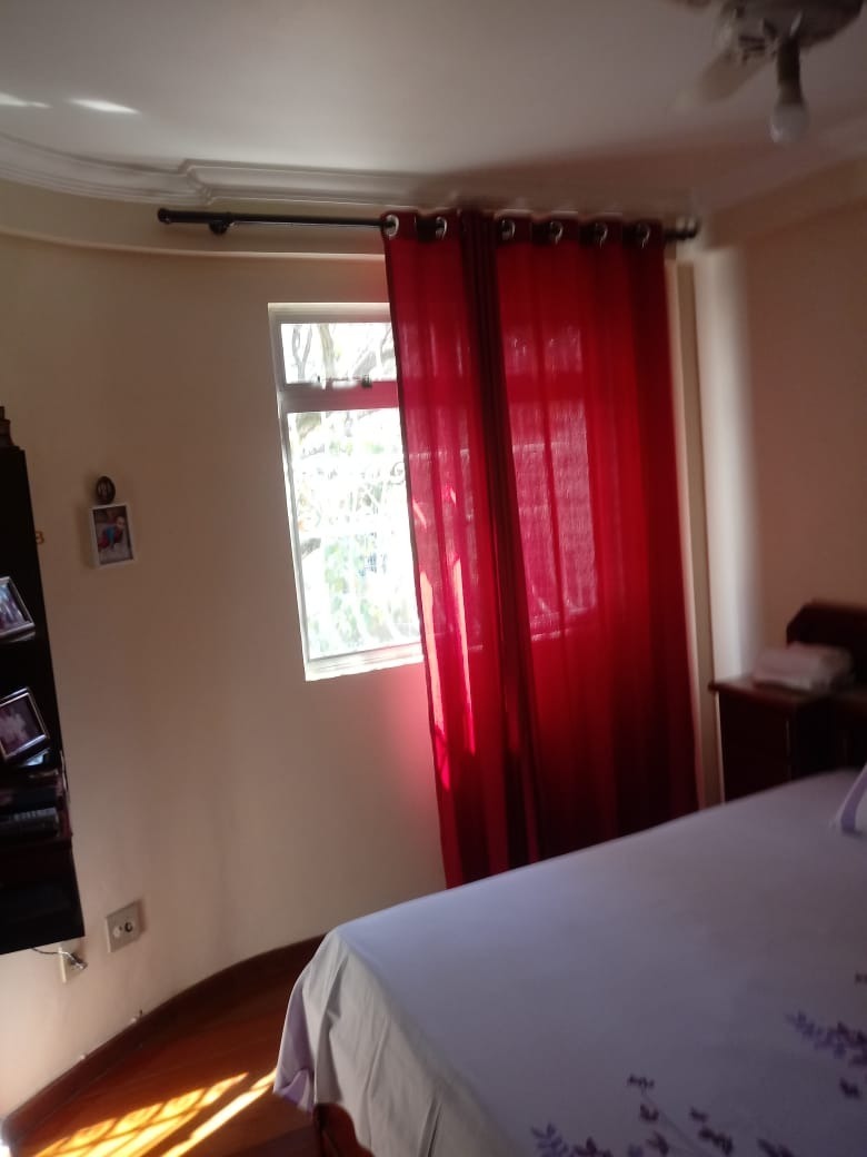 Apartamento à venda com 3 quartos, 85m² - Foto 2