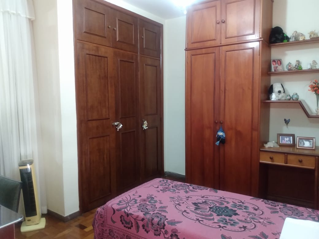 Casa à venda com 9 quartos, 360m² - Foto 10