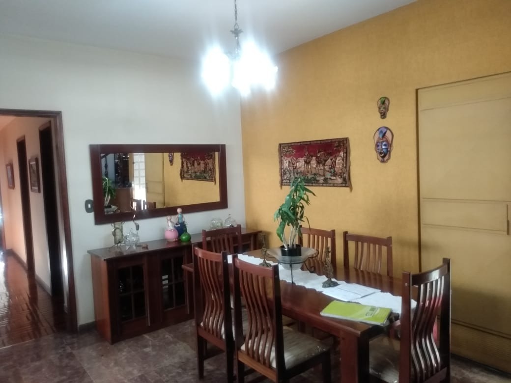 Casa à venda com 9 quartos, 360m² - Foto 14