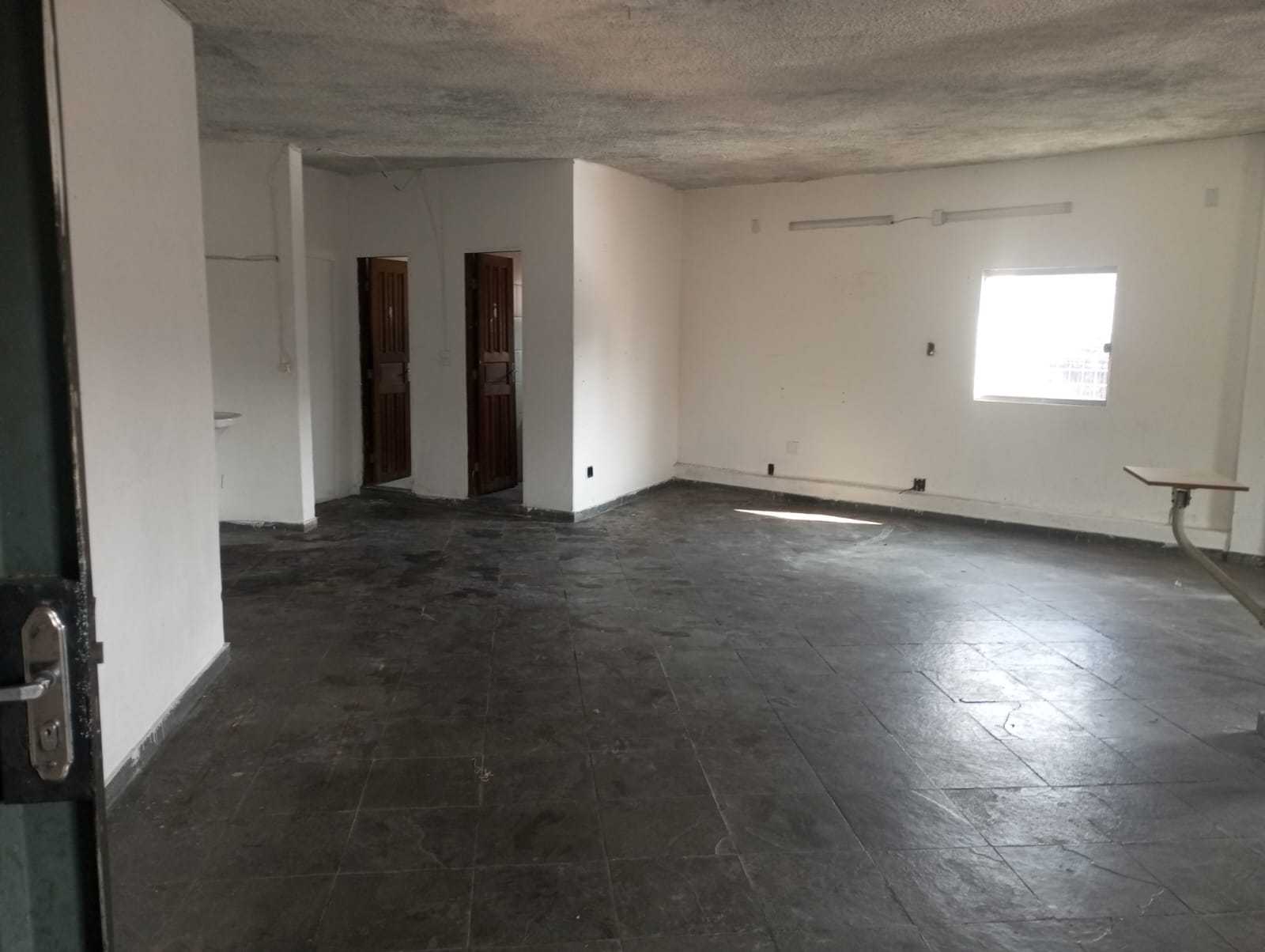 Loja-Salão para alugar, 150m² - Foto 1