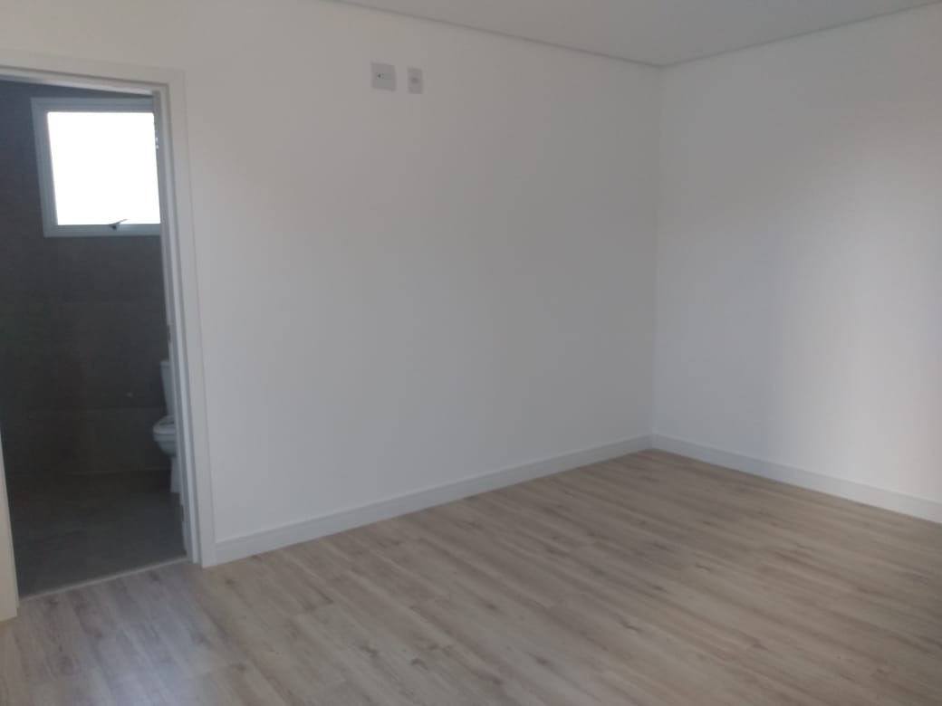 Apartamento à venda com 4 quartos, 143m² - Foto 10