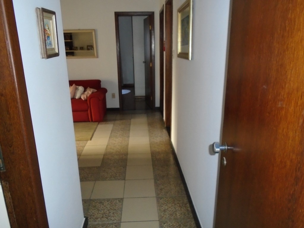 Apartamento à venda com 3 quartos, 218m² - Foto 6