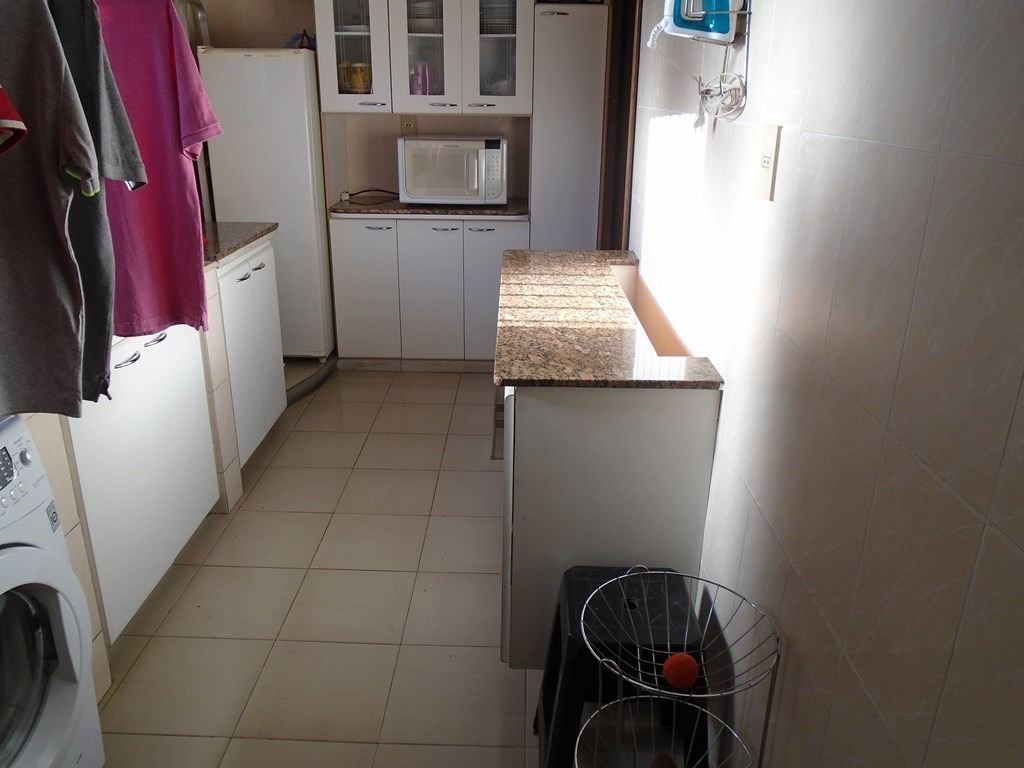 Apartamento à venda com 3 quartos, 218m² - Foto 14