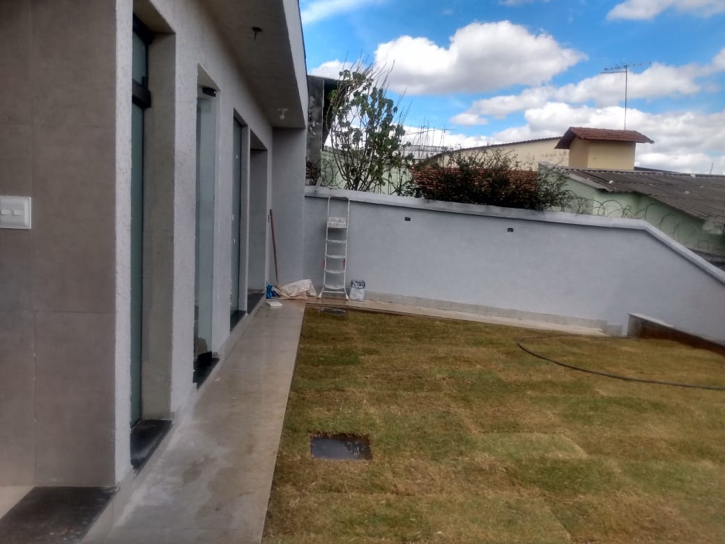 Casa à venda com 4 quartos, 300m² - Foto 5