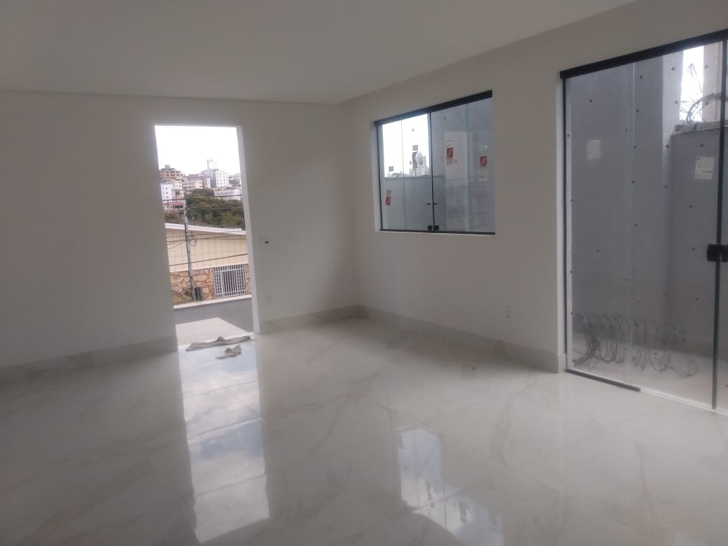 Casa à venda com 4 quartos, 300m² - Foto 12