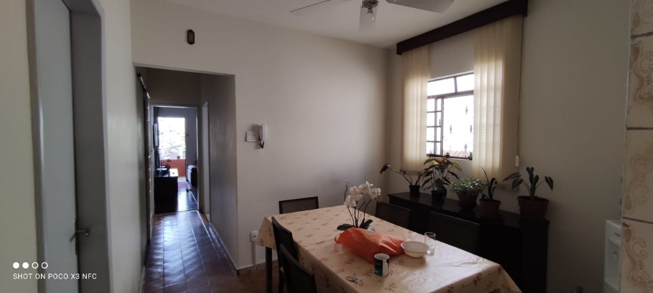 Casa à venda com 10 quartos, 300m² - Foto 12