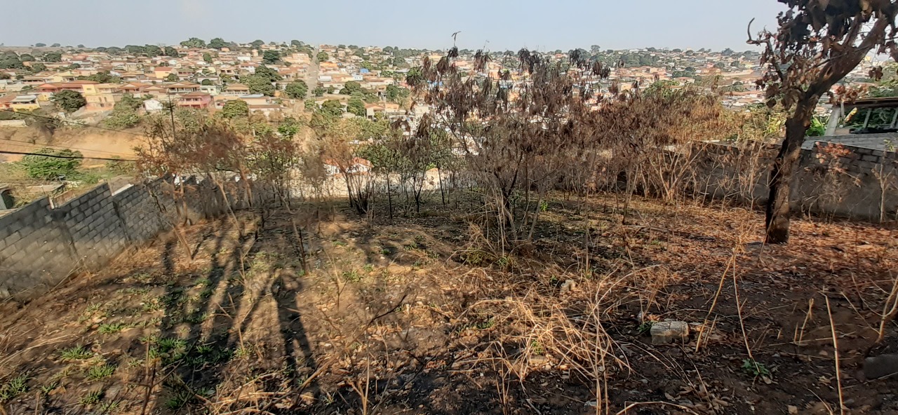 Terreno à venda, 1080m² - Foto 1