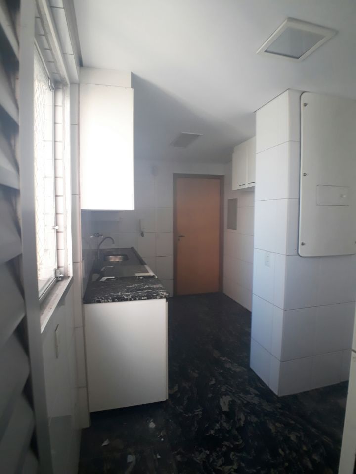 Apartamento à venda com 3 quartos, 80m² - Foto 11