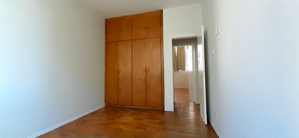 Apartamento à venda com 3 quartos, 90m² - Foto 4