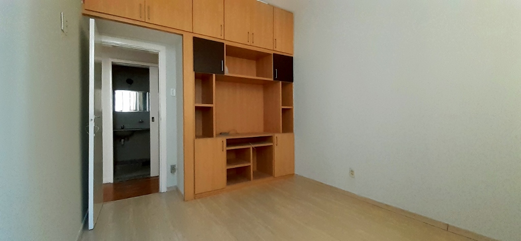 Apartamento à venda com 3 quartos, 90m² - Foto 1