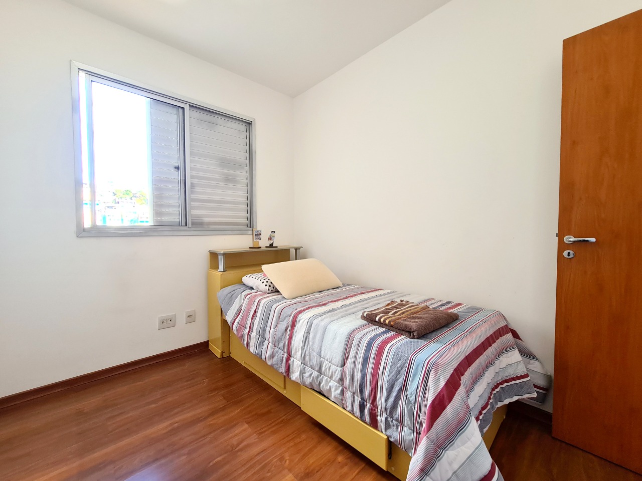 Apartamento à venda com 4 quartos, 147m² - Foto 9