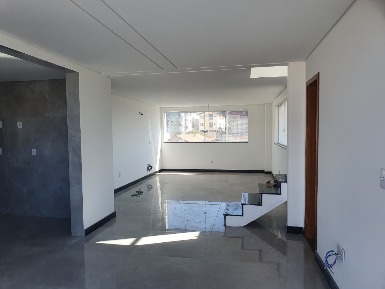 Cobertura à venda com 4 quartos, 120m² - Foto 4