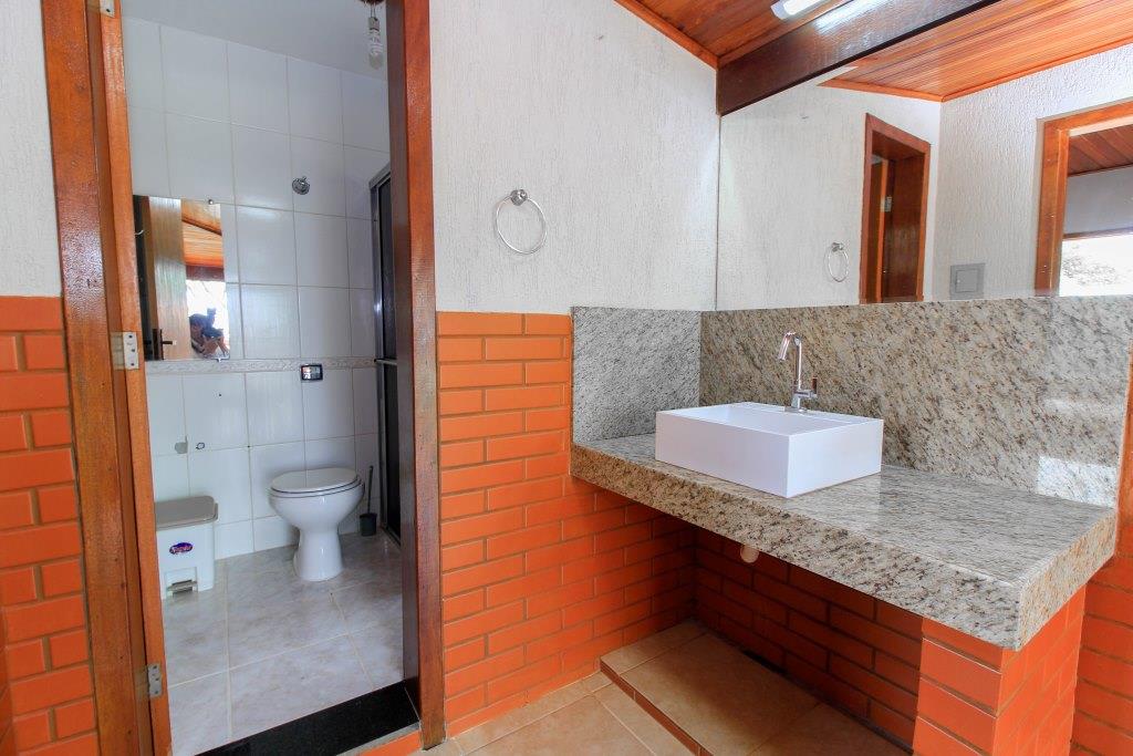 Casa de Condomínio para alugar com 4 quartos, 268m² - Foto 20