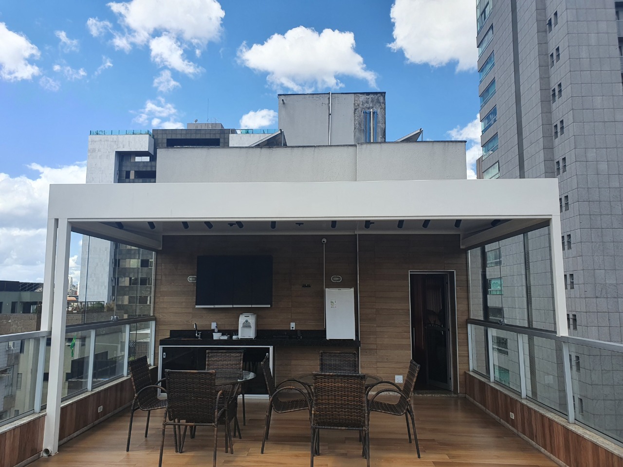 Cobertura à venda com 3 quartos, 216m² - Foto 25