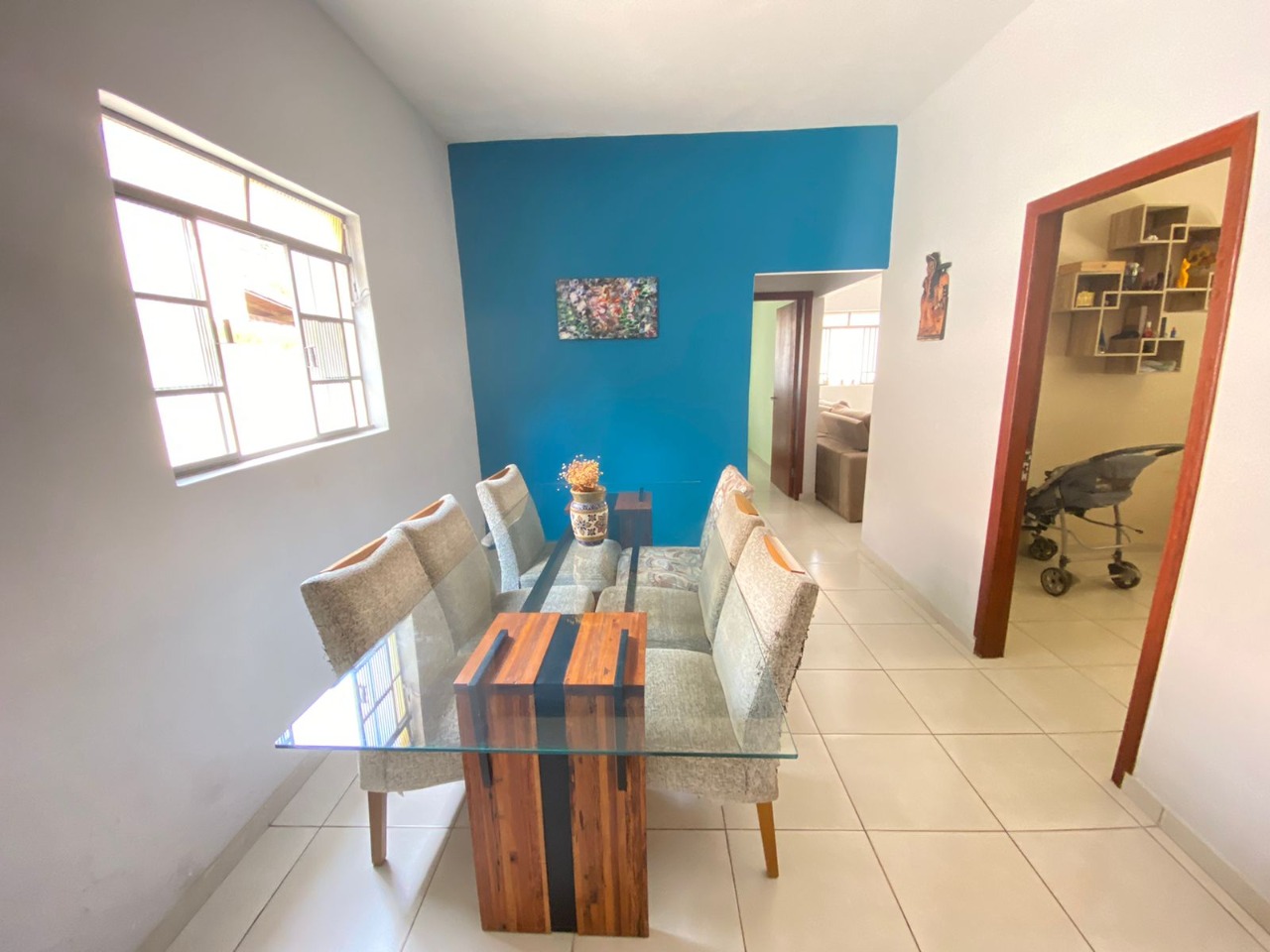 Casa à venda com 3 quartos, 96m² - Foto 2