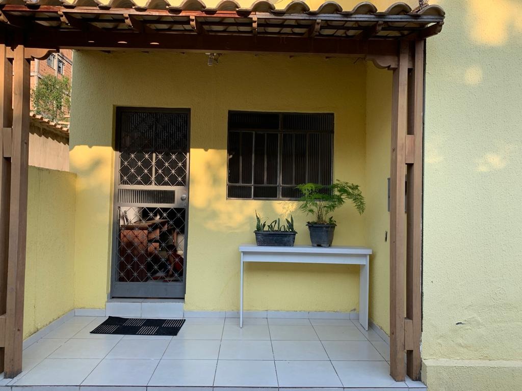 Casa à venda com 3 quartos, 96m² - Foto 21