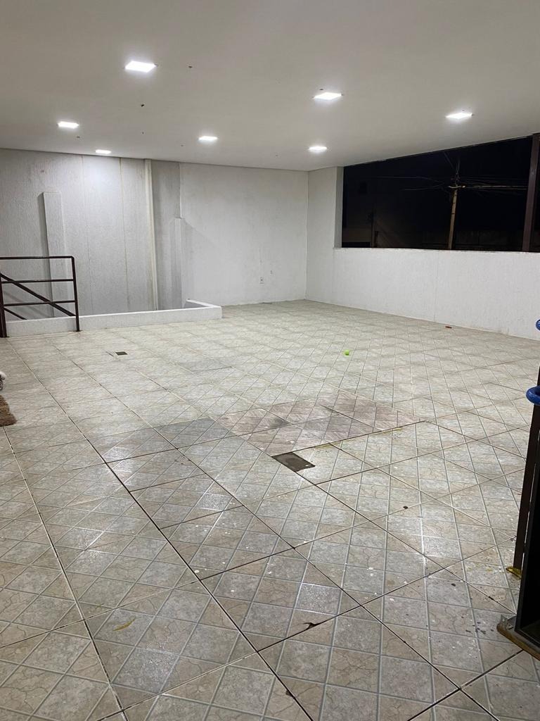 Casa à venda com 3 quartos, 91m² - Foto 13