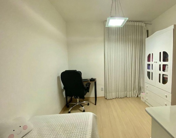 Casa à venda com 4 quartos, 186m² - Foto 10