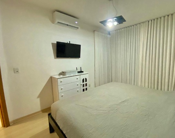 Casa à venda com 4 quartos, 186m² - Foto 13