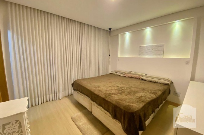 Casa à venda com 4 quartos, 186m² - Foto 14