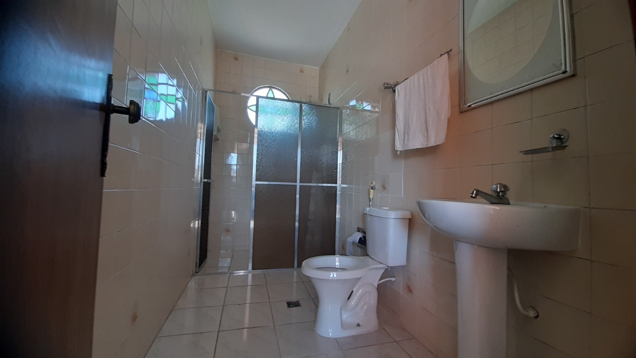 Casa à venda com 4 quartos, 300m² - Foto 13