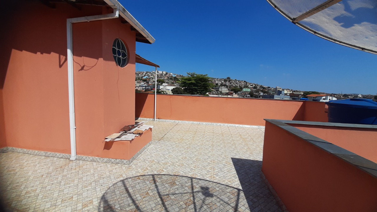 Casa à venda com 4 quartos, 300m² - Foto 15