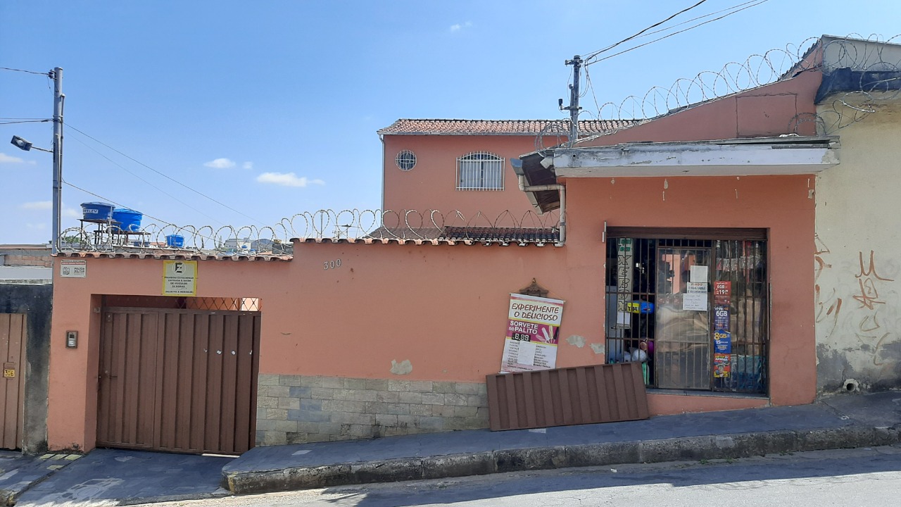 Casa à venda com 4 quartos, 300m² - Foto 20