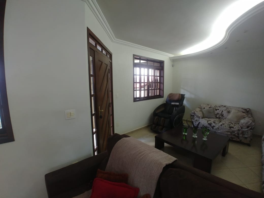 Casa à venda com 3 quartos, 240m² - Foto 12