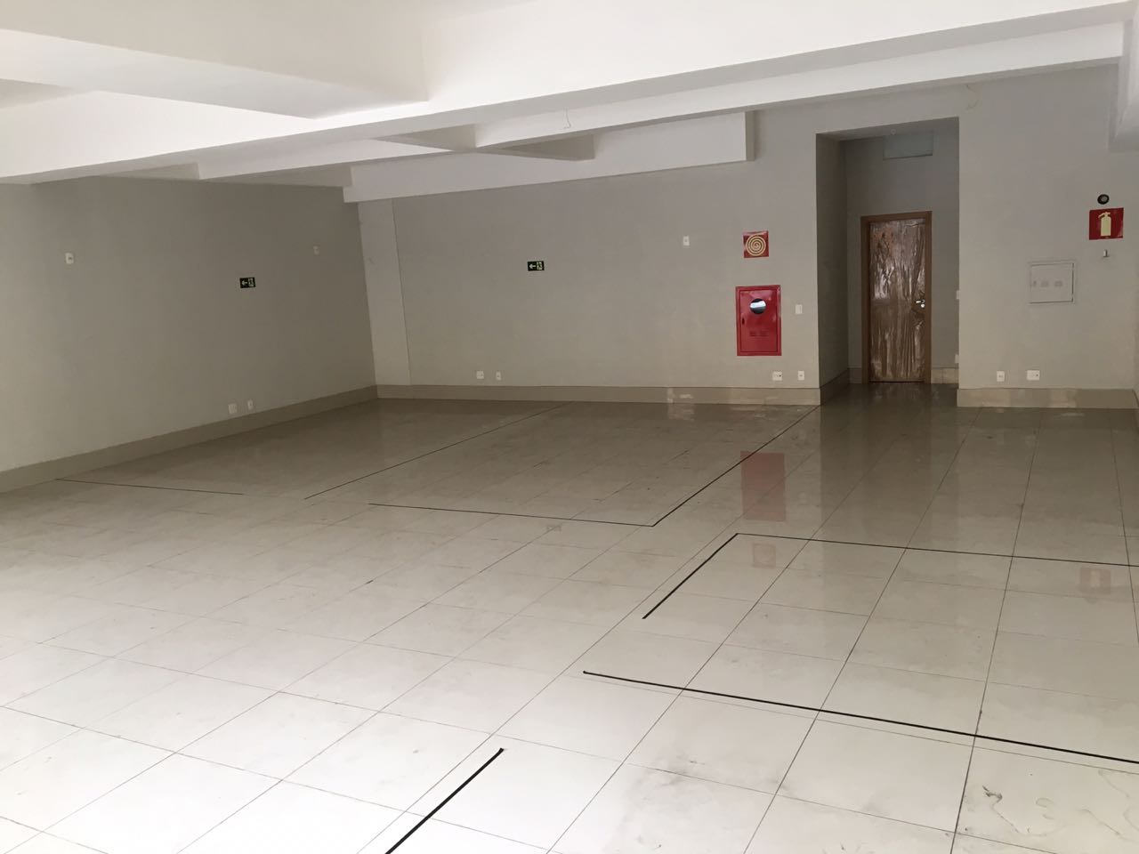 Loja-Salão para alugar, 120m² - Foto 1