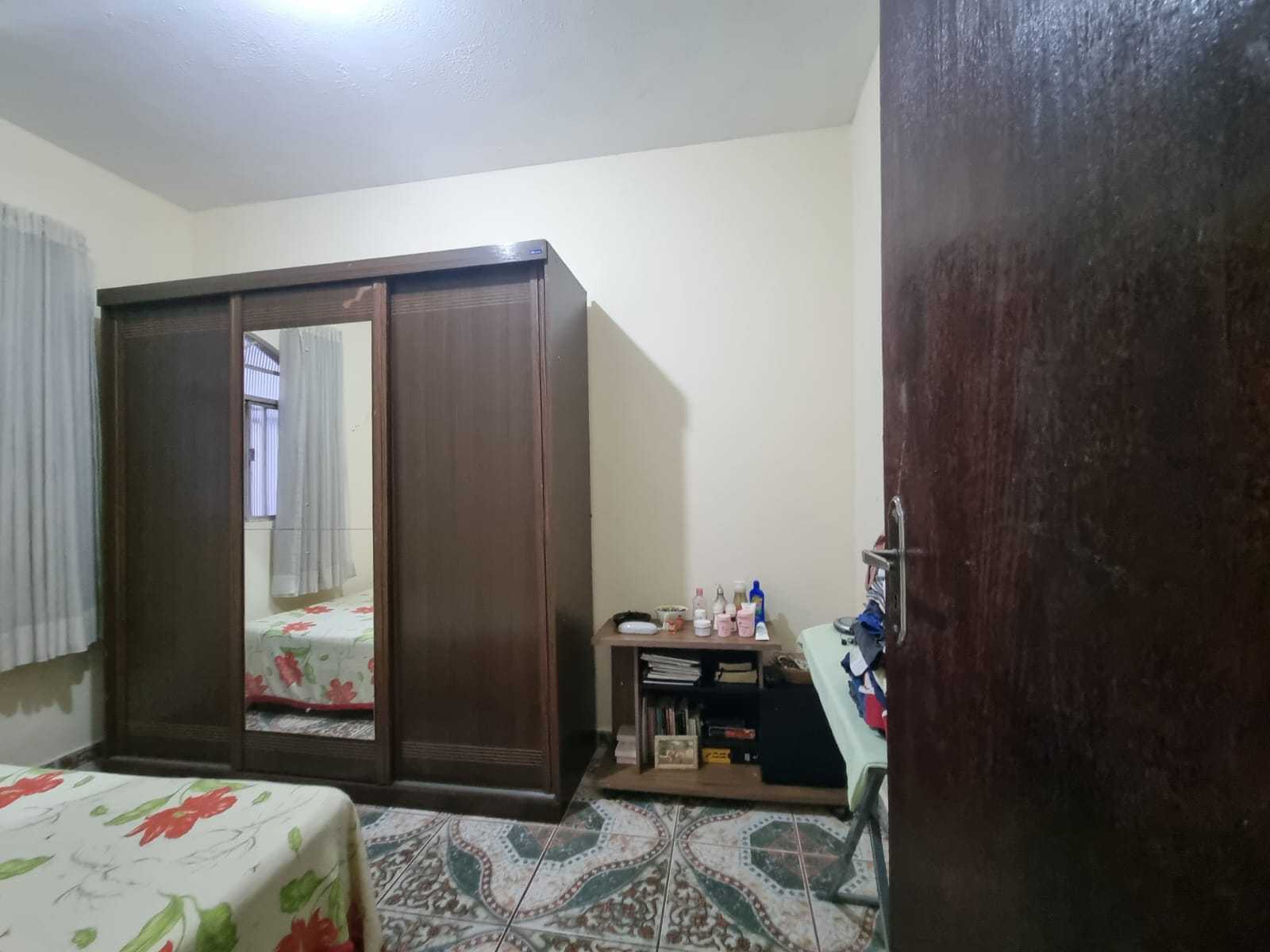 Casa à venda com 2 quartos, 70m² - Foto 25