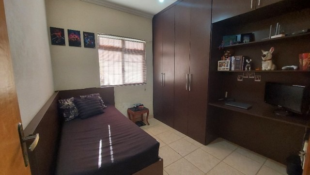 Apartamento à venda com 3 quartos, 193m² - Foto 7