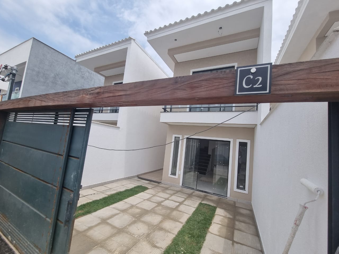 Casa à venda com 2 quartos, 96m² - Foto 1