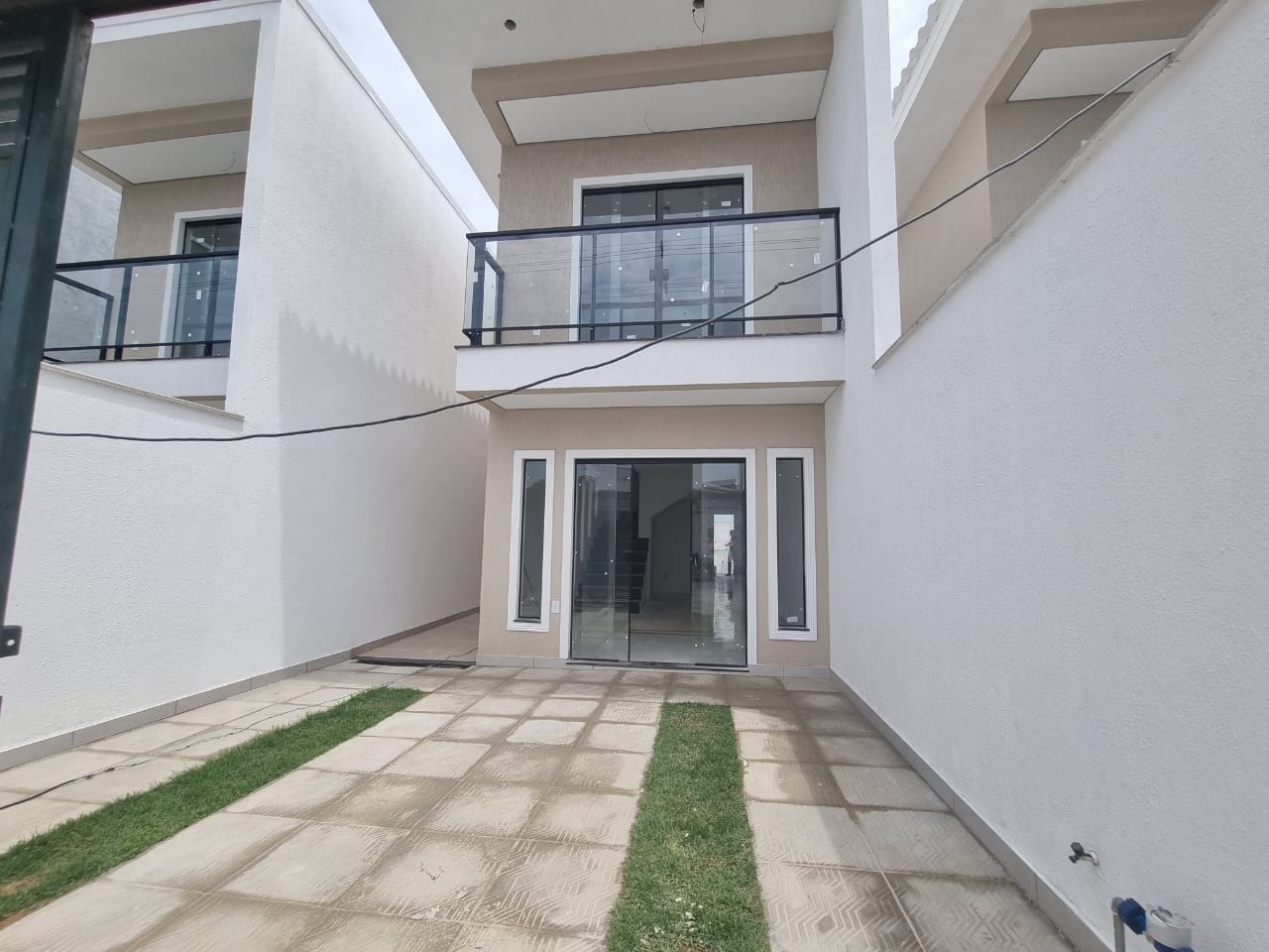 Casa à venda com 2 quartos, 96m² - Foto 2