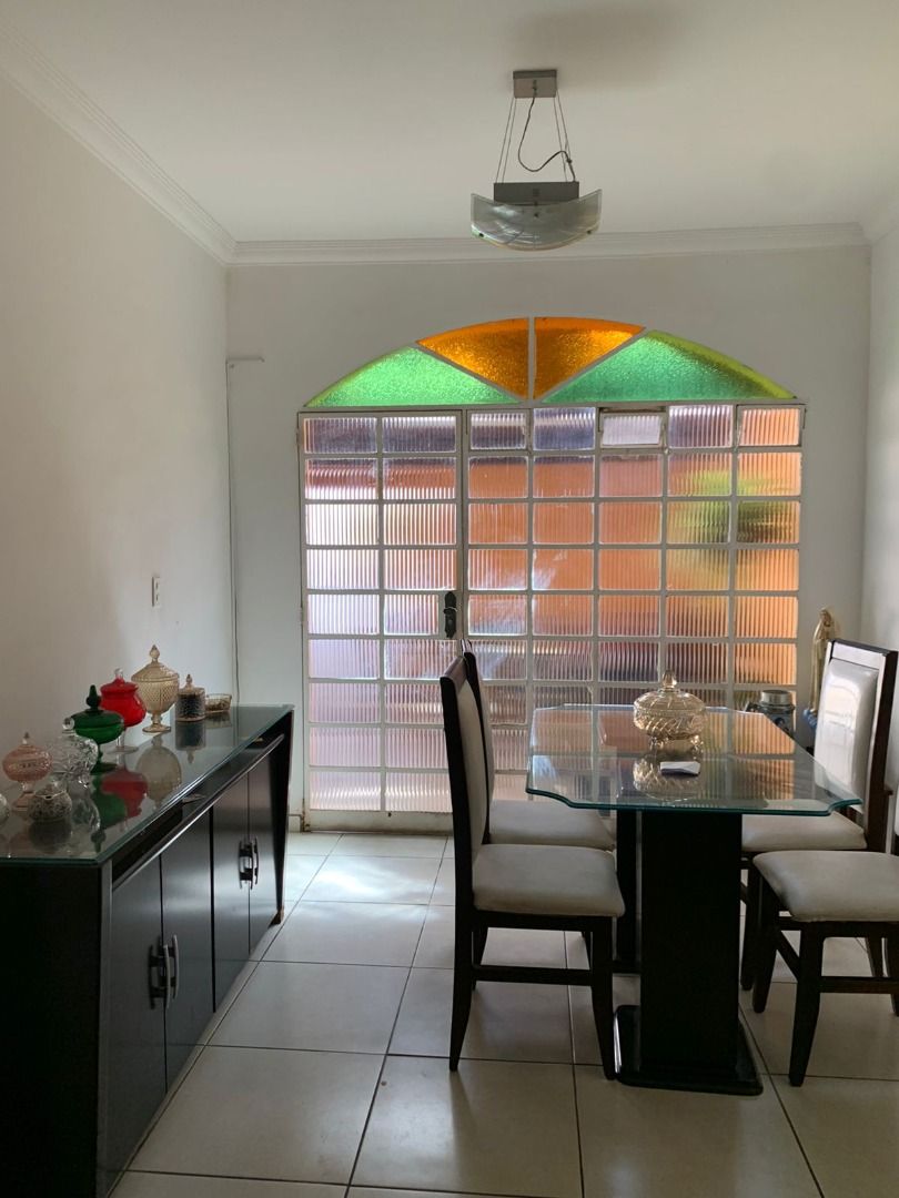 Casa de Condomínio à venda com 3 quartos, 180m² - Foto 4