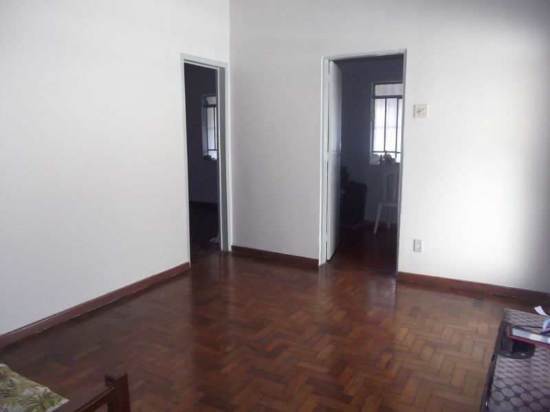 Casa à venda com 4 quartos, 150m² - Foto 6