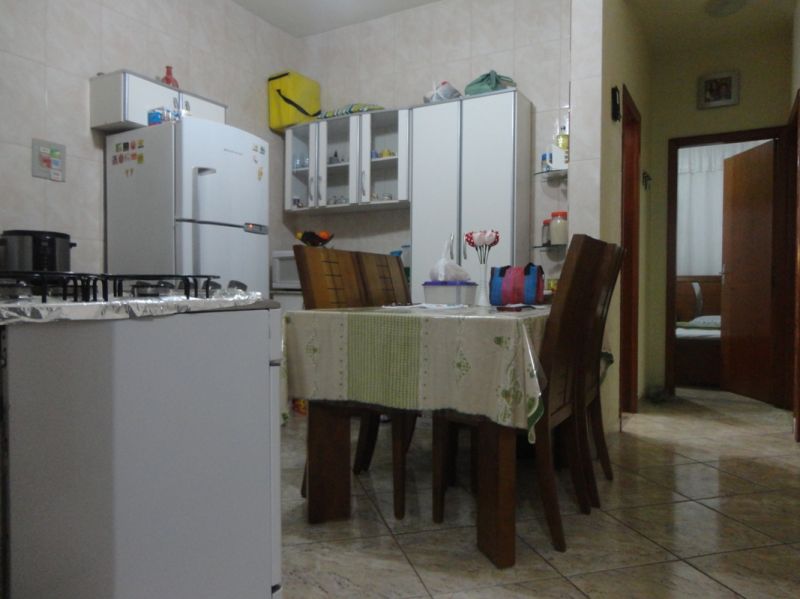 Casa à venda com 4 quartos, 120m² - Foto 6