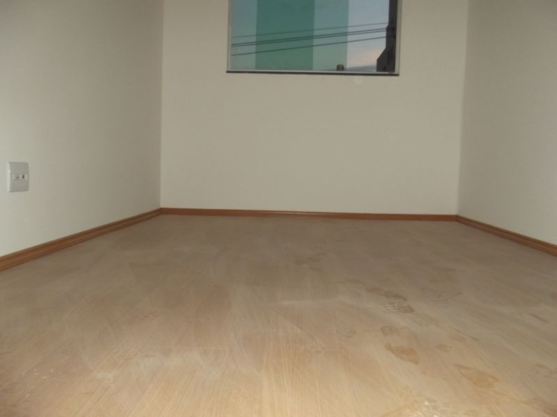 Casa à venda com 3 quartos, 85m² - Foto 14